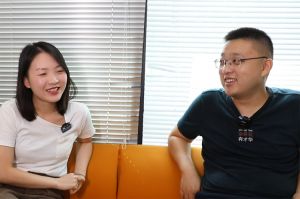 登录入口人力资源教你面试技巧：简历上放什么照片好
