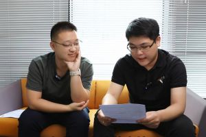 登录入口人力资源HR点评：年薪百万的简历