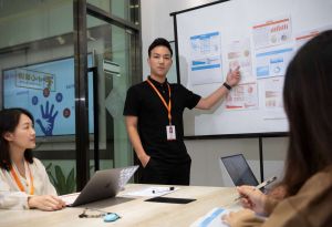 华体会体育(中国)hth·官方网站策略：企业如何适应变革，提升竞争力
